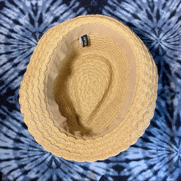 Straw Hat - Picture 7 of 8